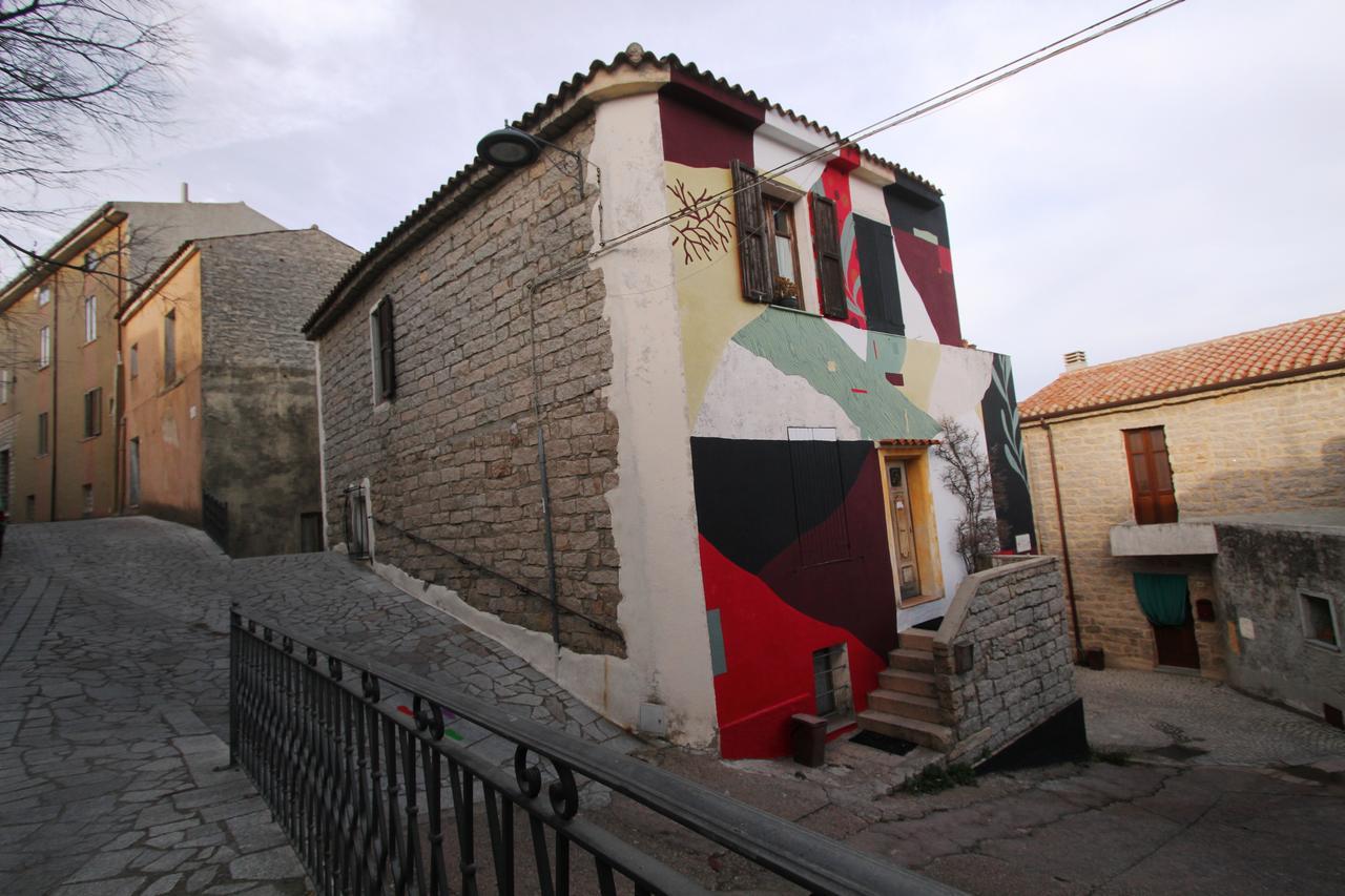 La Casa Del Rosario Aggius Exterior photo