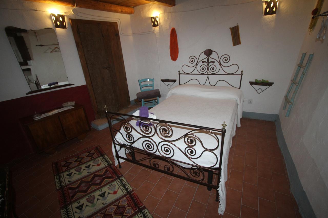 La Casa Del Rosario Aggius Exterior photo